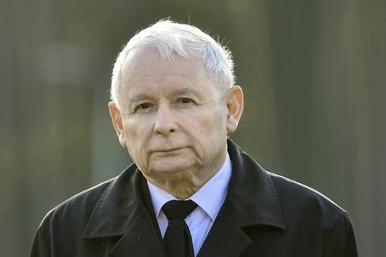 Skąd pochodzi Jarosław Kaczyński? Rodzinne korzenie i historia przodków